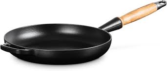 LE CREUSET POÊLE SIGNATURE AVEC MANCHE EN BOIS 26 CM NOIR MAT